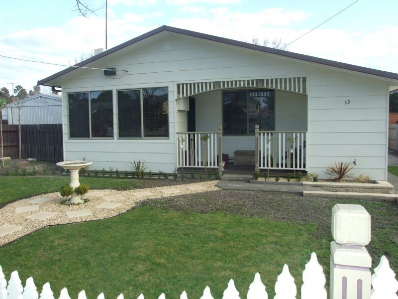 13 Thorpdale Street, Newborough VIC 3825