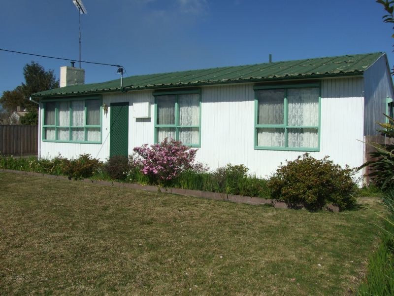 1 Bellbrook Street, Newborough VIC 3825