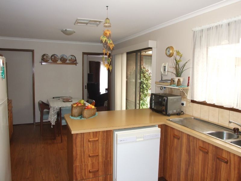 45 Scorpio Drive, Moe VIC 3825