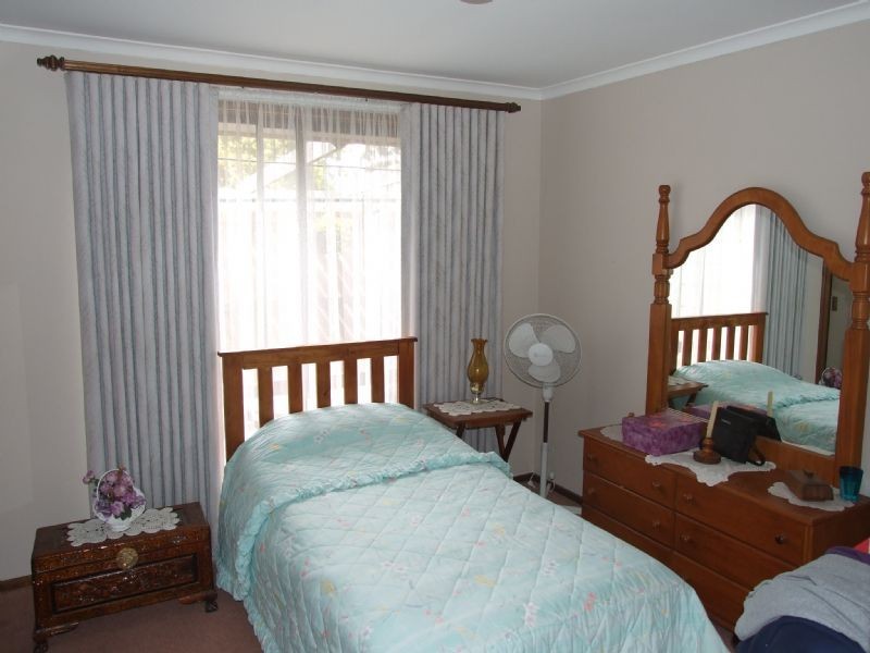 45 Scorpio Drive, Moe VIC 3825