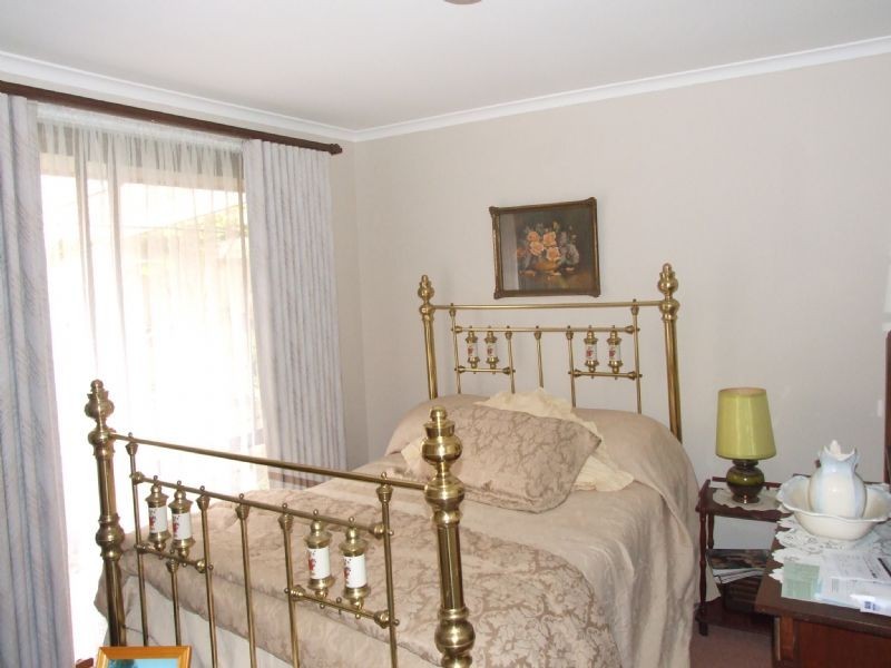 45 Scorpio Drive, Moe VIC 3825