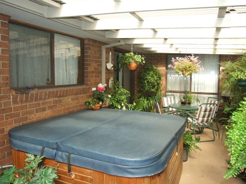 45 Scorpio Drive, Moe VIC 3825