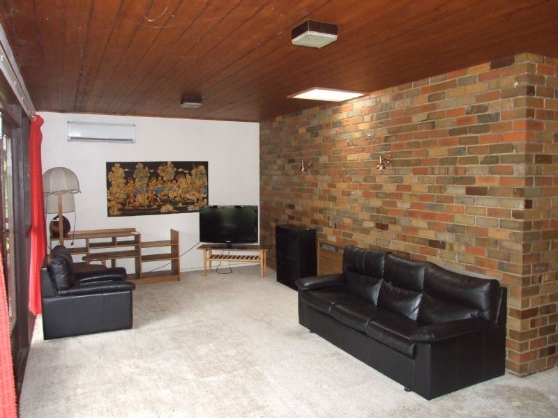 18 Shanahan Parade, Newborough VIC 3825