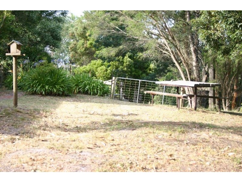 385  McDonalds Track, Hernes Oak VIC 3825