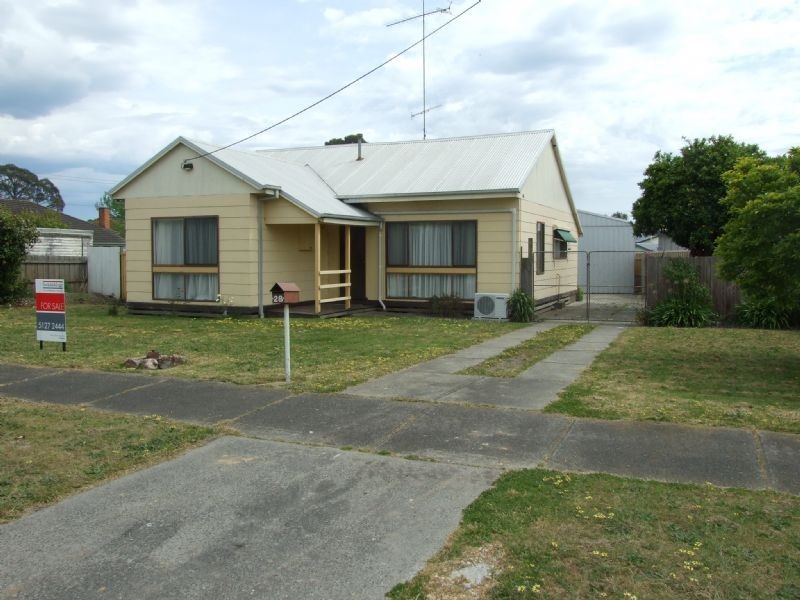 28 Hawker Street, Moe VIC 3825