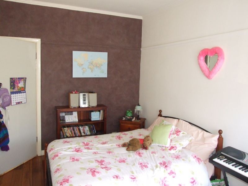 77 Hampton Street, Moe VIC 3825