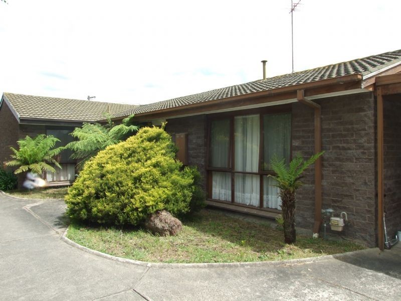 2/33 Bennett Street, Moe VIC 3825