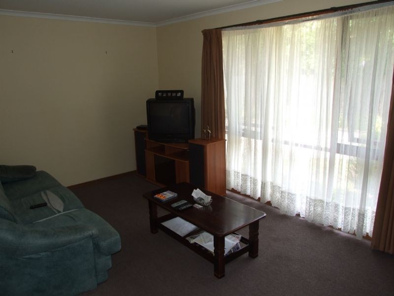 2/33 Bennett Street, Moe VIC 3825