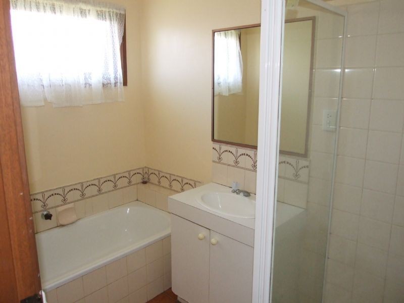 2/33 Bennett Street, Moe VIC 3825