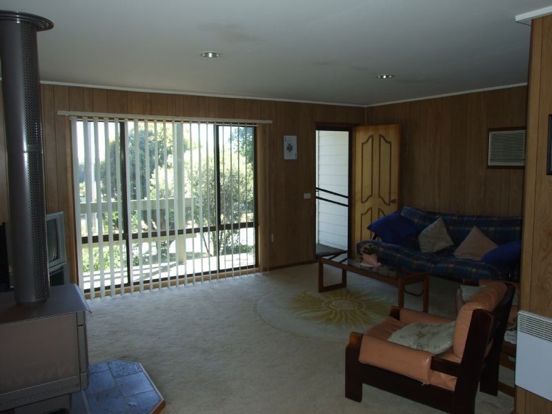 43 Tooronga Road, Willow Grove VIC 3825