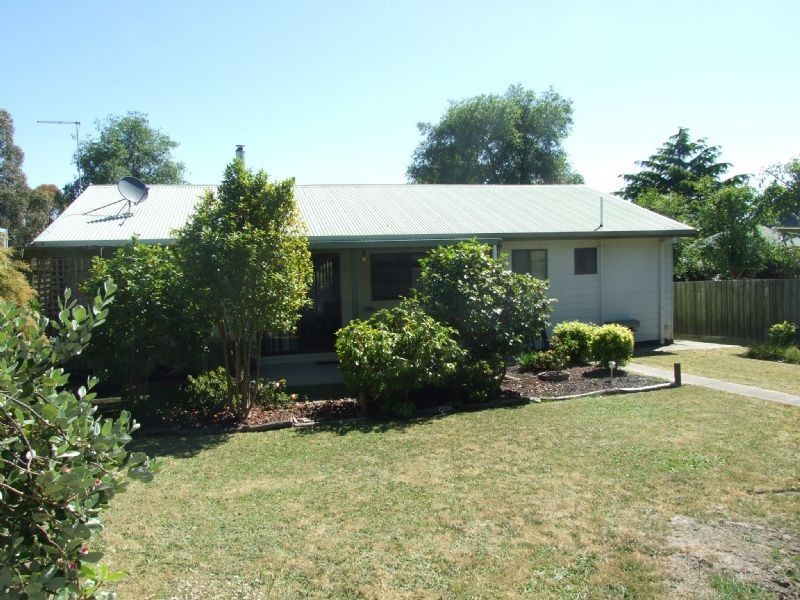 43 Tooronga Road, Willow Grove VIC 3825