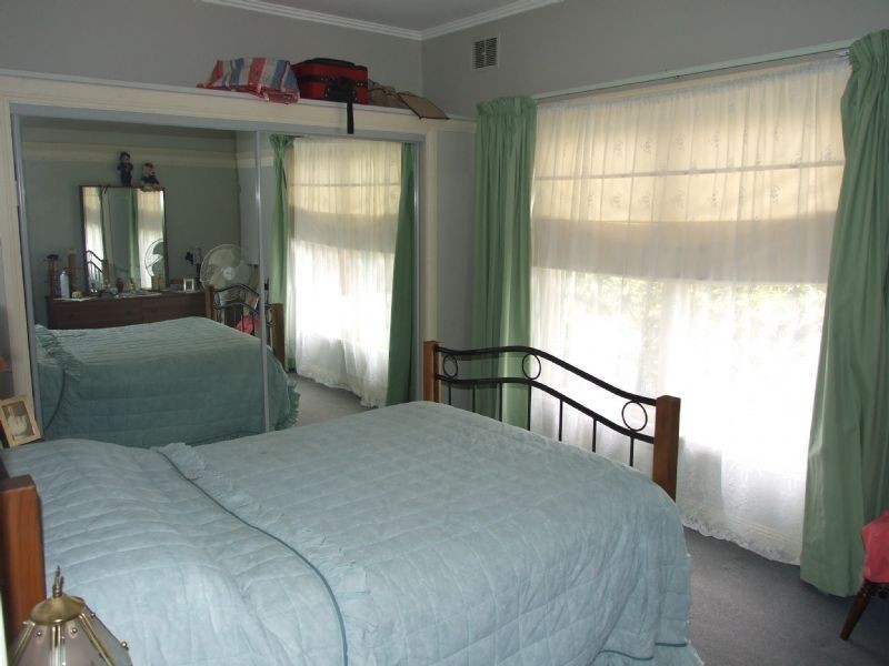57 Service Road, Moe VIC 3825