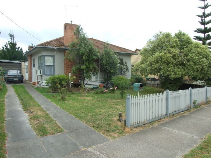 57 Service Road, Moe VIC 3825