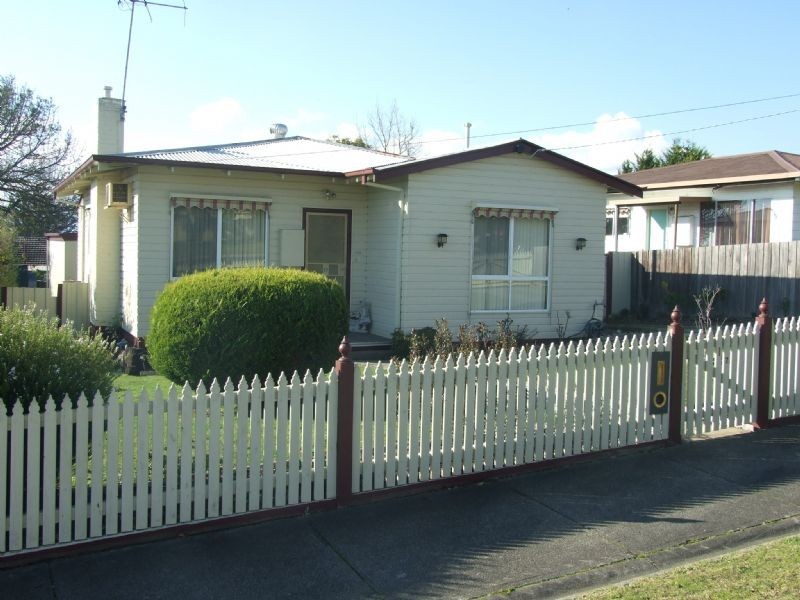 17 Lincoln Street, Moe VIC 3825