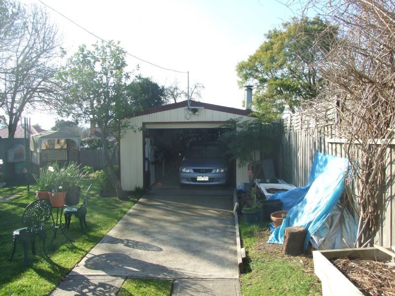 17 Lincoln Street, Moe VIC 3825