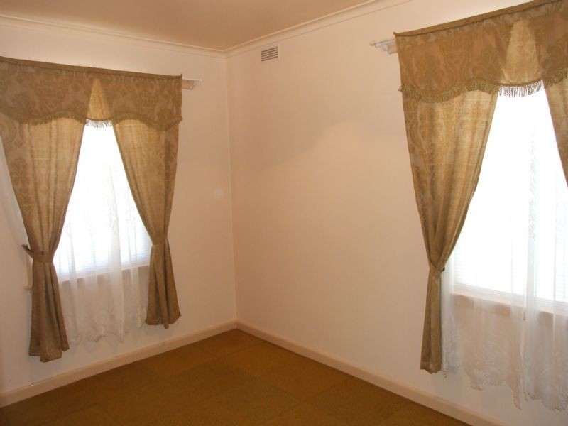 10 Lincoln Street, Moe VIC 3825