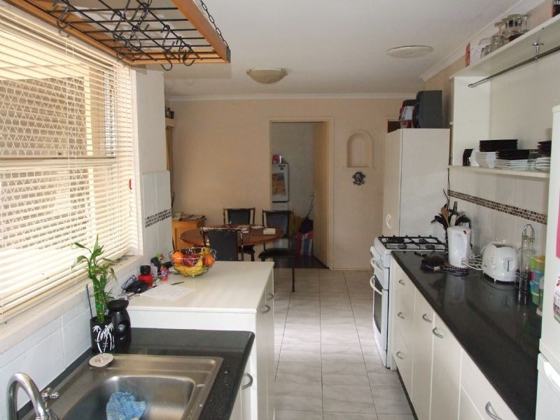7 Boon Court, Moe VIC 3825