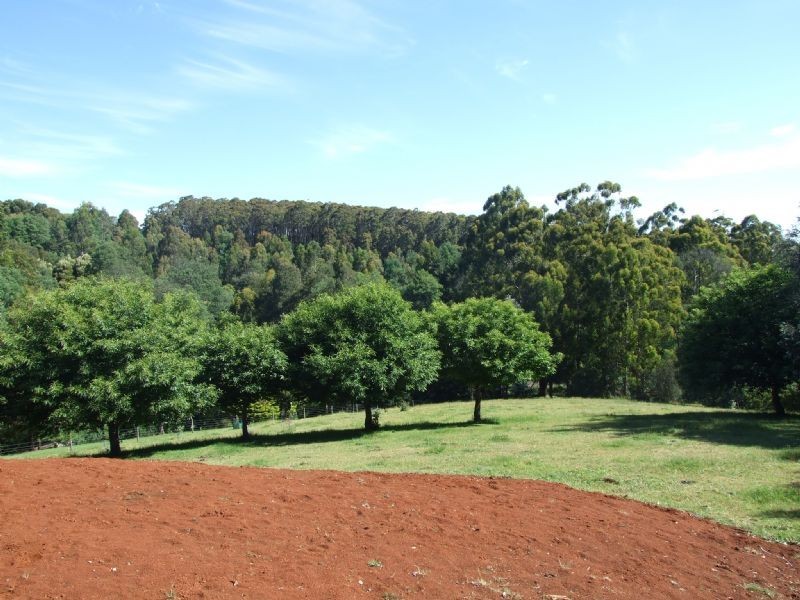 2 Whitelaw Court, Rawson VIC 3825