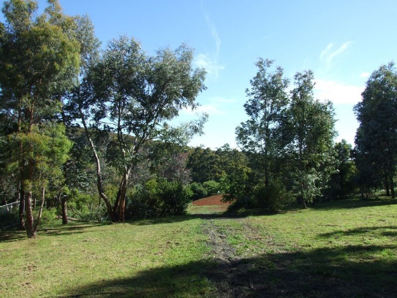 2 Whitelaw Court, Rawson VIC 3825