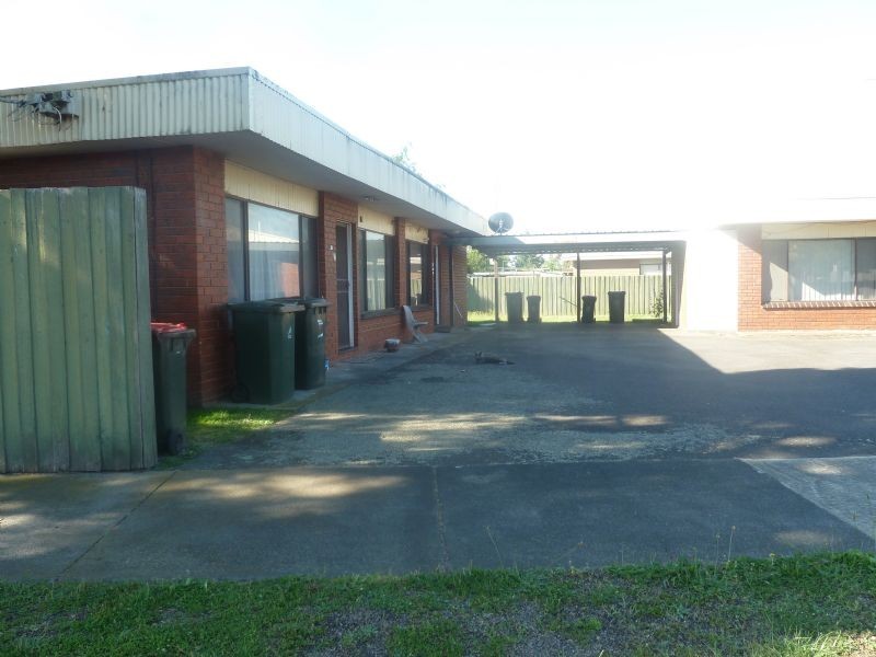 2/9 Evelyn Street, Moe VIC 3825