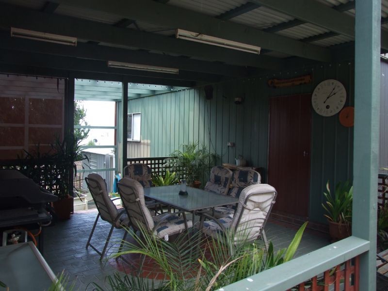 6 Leonis Court, Moe VIC 3825