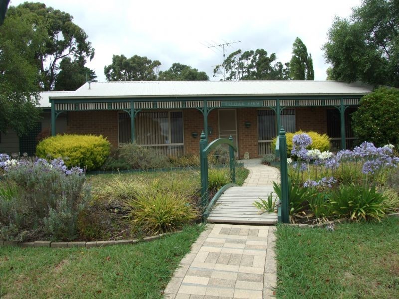 2 Comans Way, Moe VIC 3825