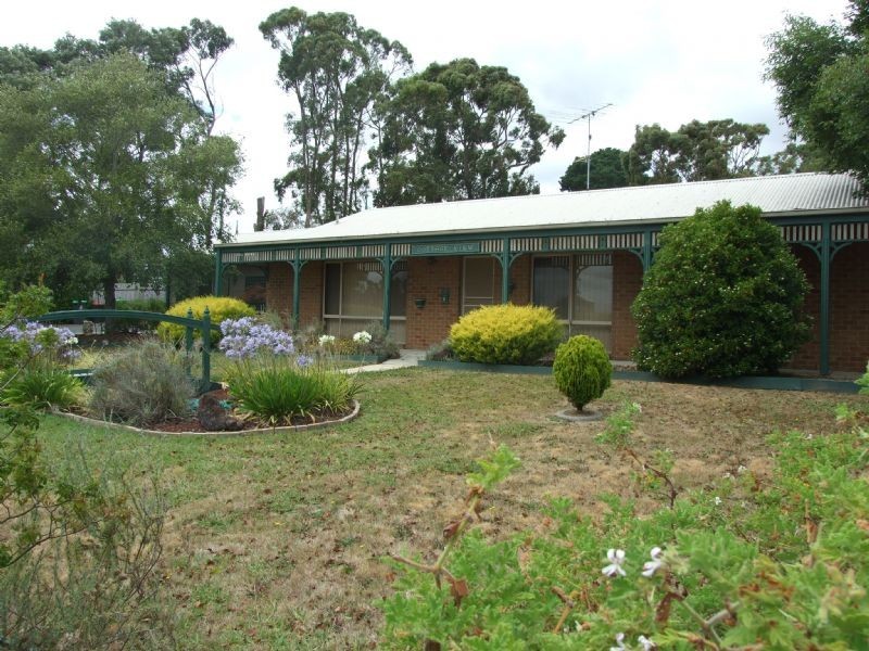 2 Comans Way, Moe VIC 3825