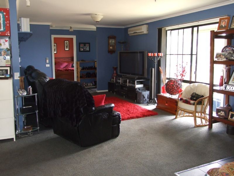 14 Yasmin Drive, Hernes Oak VIC 3825