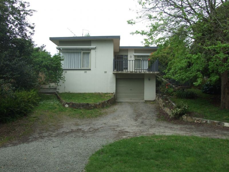 70 Shanahan Parade, Newborough VIC 3825