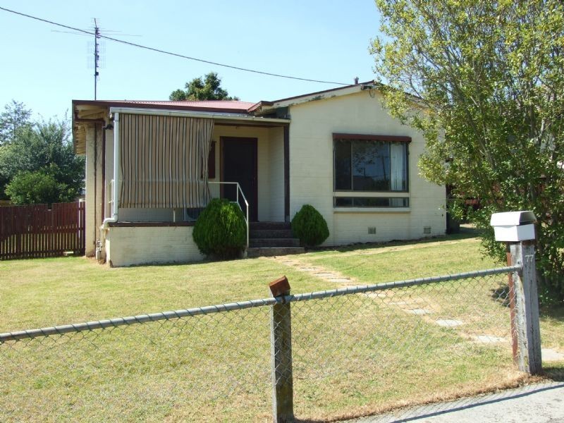 77 Wirraway Street, Moe VIC 3825