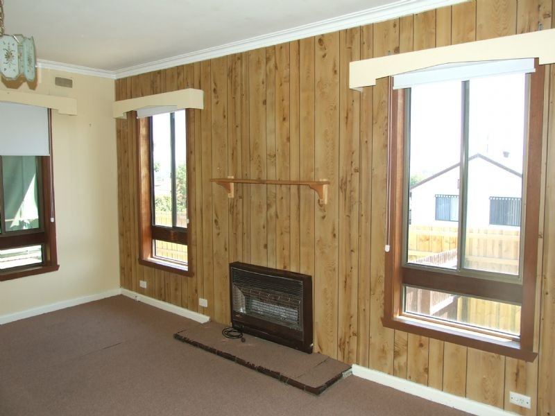 77 Wirraway Street, Moe VIC 3825