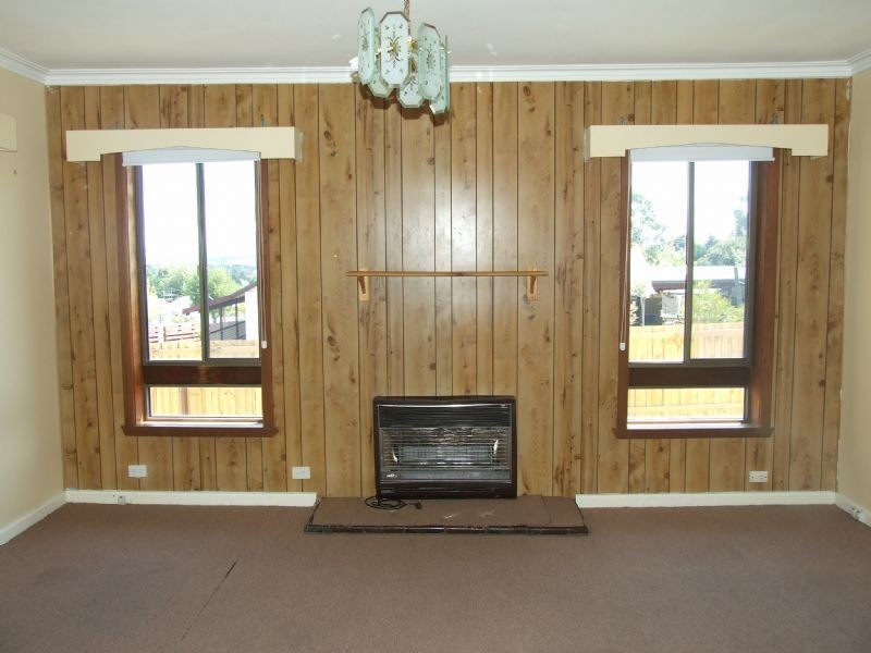 77 Wirraway Street, Moe VIC 3825