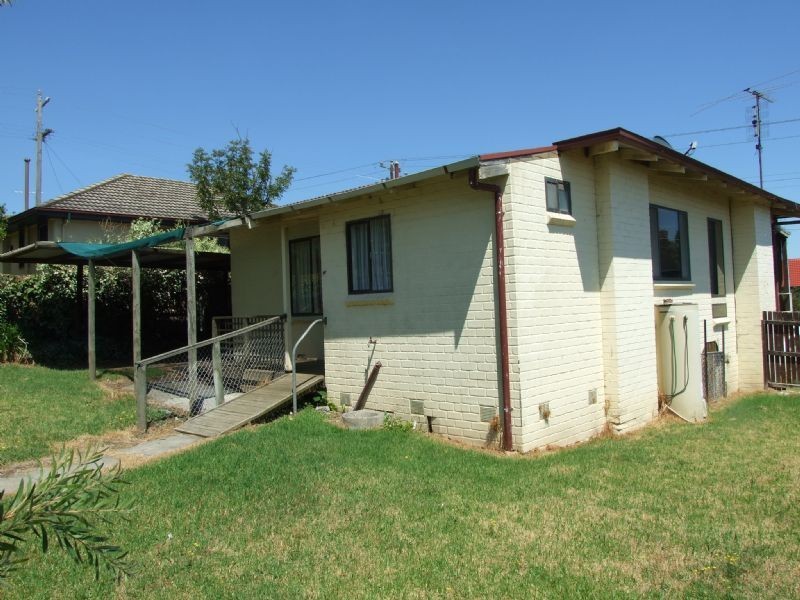 77 Wirraway Street, Moe VIC 3825