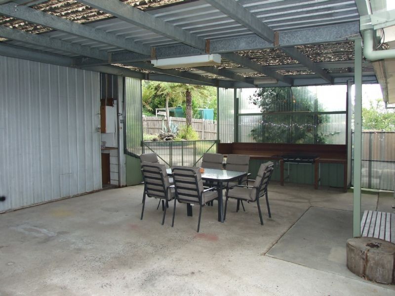 23 Scott Avenue, Moe VIC 3825