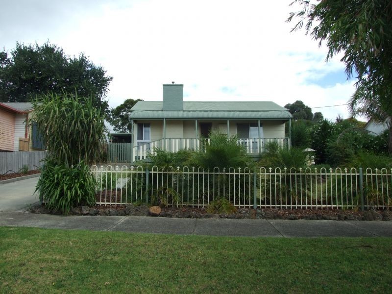 23 Scott Avenue, Moe VIC 3825