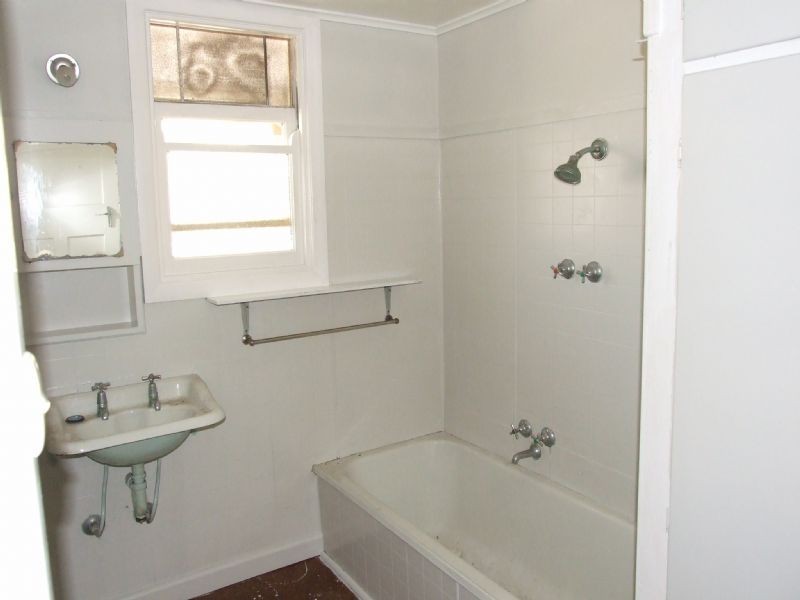 127 Lloyd Street, Moe VIC 3825