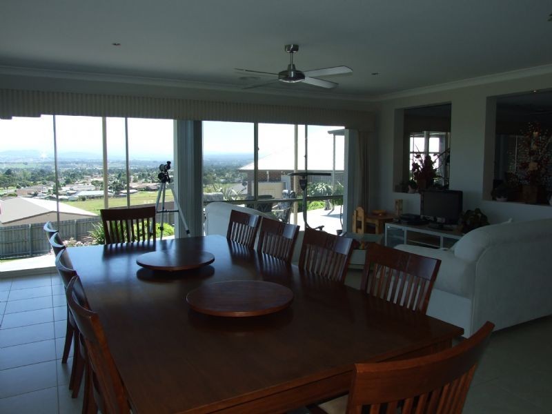 5 Sharnee Court, Moe VIC 3825