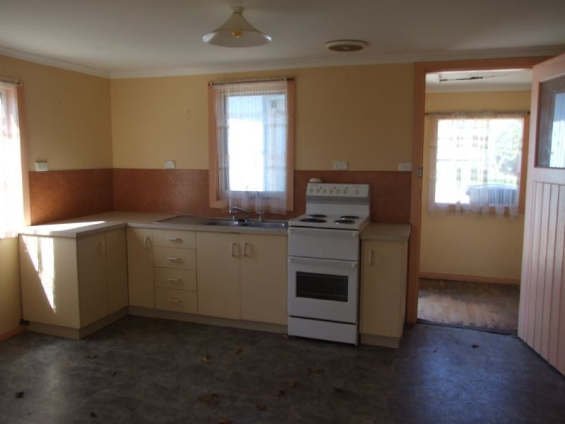 35 Victoria Street, Moe VIC 3825