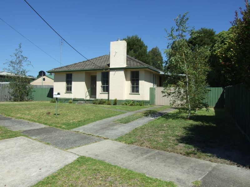 1 Marshall Avenue, Moe VIC 3825