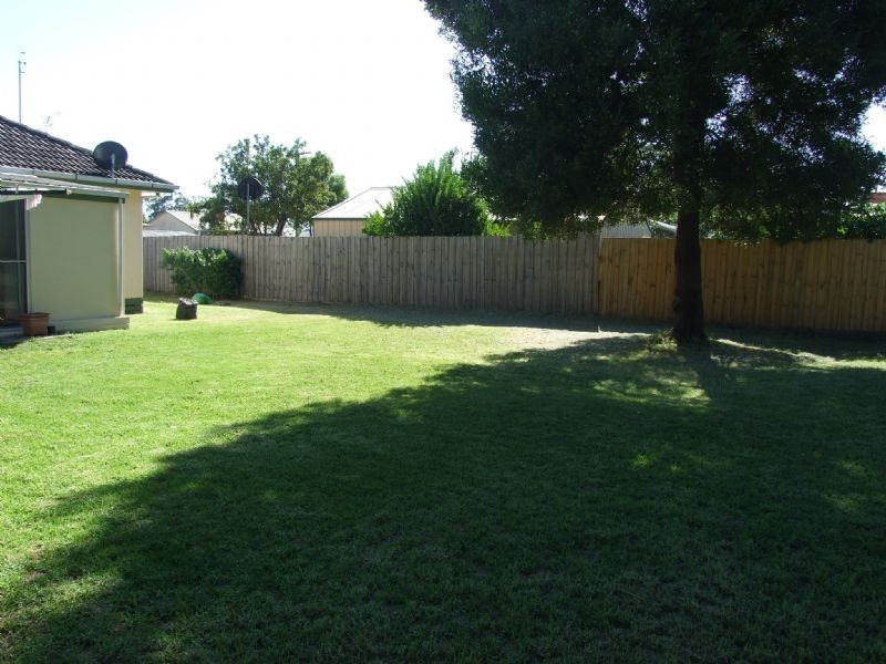 1 Marshall Avenue, Moe VIC 3825