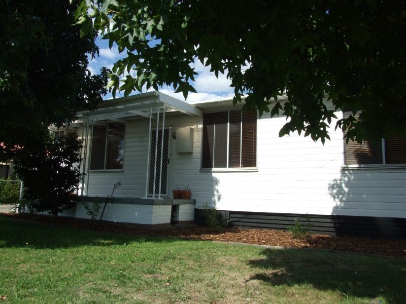 7 Boolarra Avenue, Newborough VIC 3825