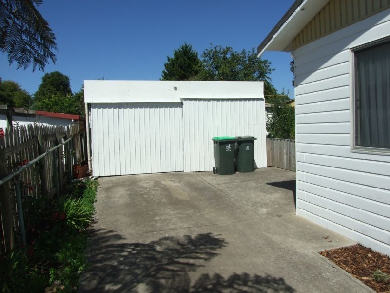 7 Boolarra Avenue, Newborough VIC 3825