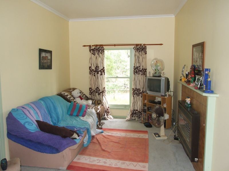 37 Old Coalville Road, Moe VIC 3825