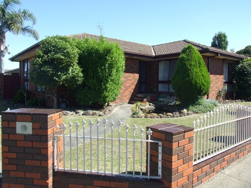 14 Tresswell Avenue, Newborough VIC 3825