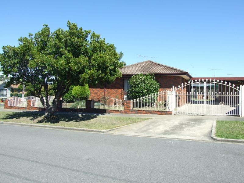 14 Tresswell Avenue, Newborough VIC 3825