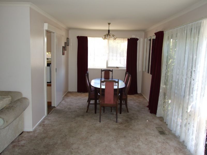 14 Tresswell Avenue, Newborough VIC 3825