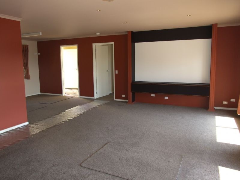 5 Orion Court, Moe VIC 3825