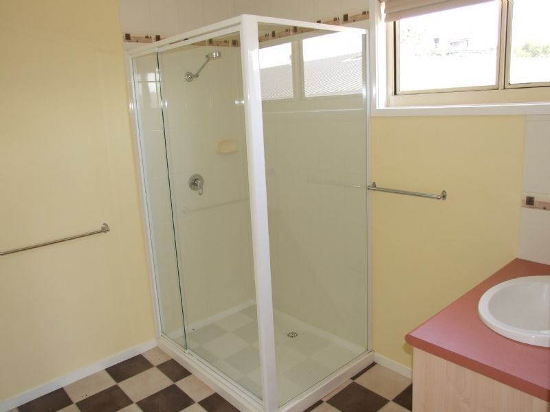 5 Orion Court, Moe VIC 3825