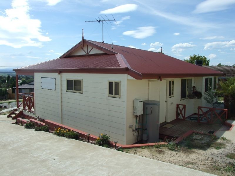 5 Orion Court, Moe VIC 3825