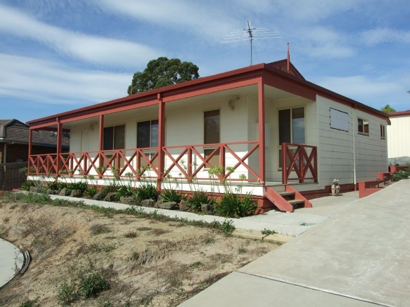5 Orion Court, Moe VIC 3825